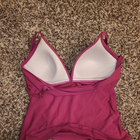 Freshwater Tankini Top – Size M – Fuchsia Pink - Picture 8 of 10